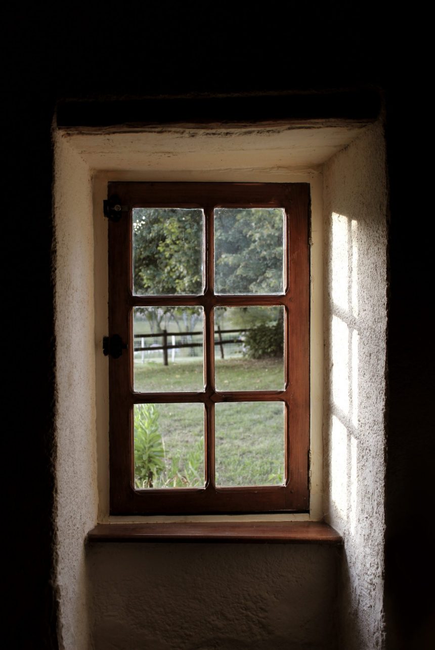 <span style='color:#43d5ef;font-size:15px;display: block;line-height:140%; '>Landleben - </span> Landebahnen für landlustige Städter